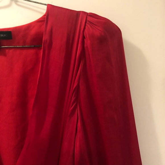 Banana Republic red wrap dress - Picture 7 of 10